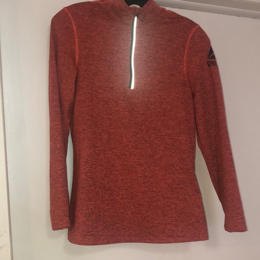 Reebok Speedwick Pullover Top Size Small